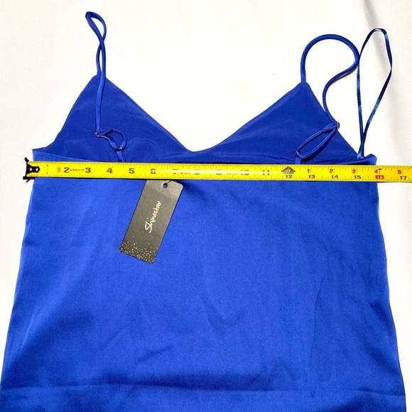 Shinestar Satin Split Hem Cami
Dress Royal Blue - Picture 10 of 15